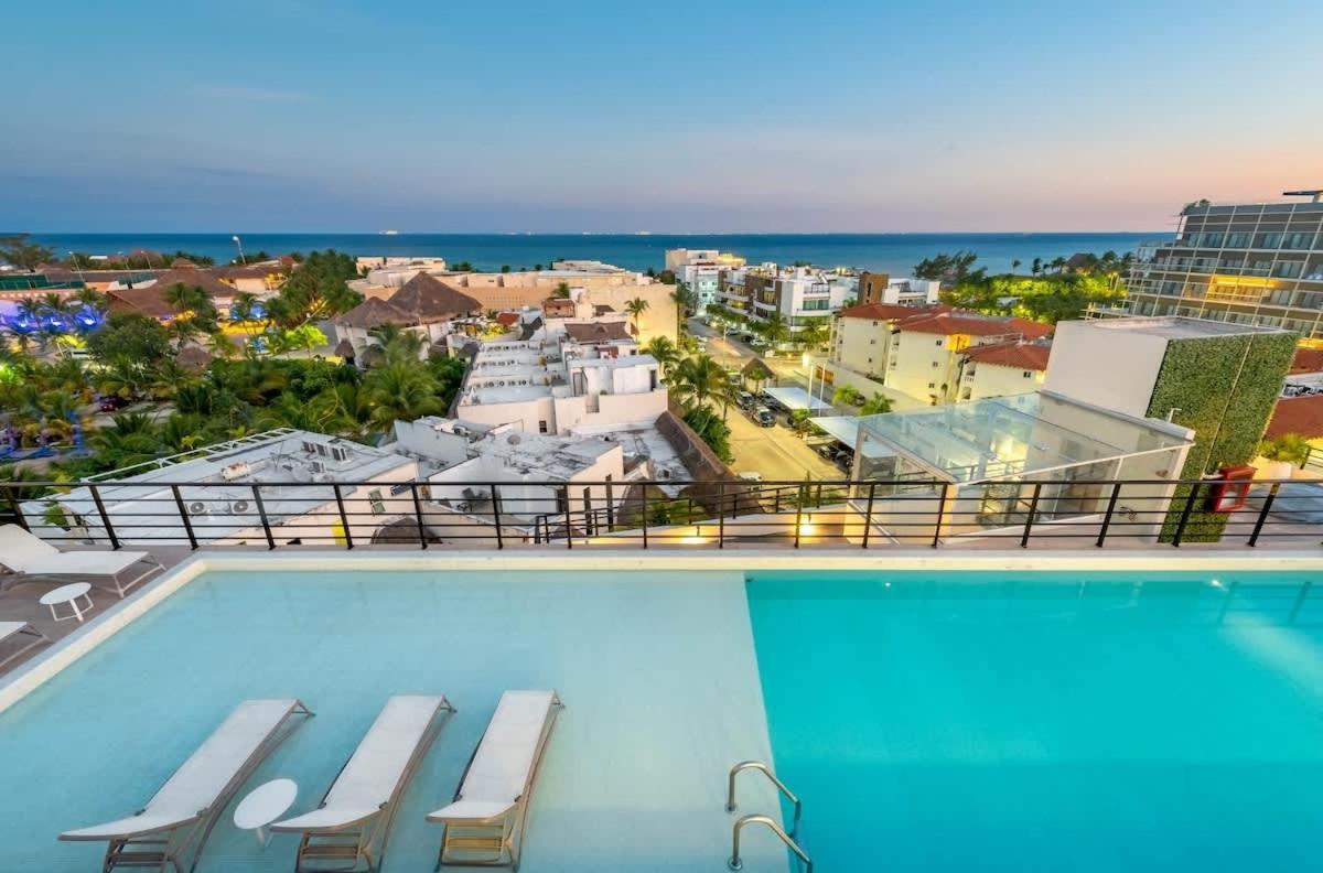 Tropical 2-bedroom Mangrove View Apartamento *